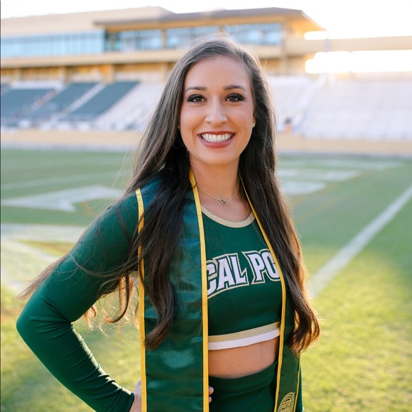 Meet your Posher, Jennifer - Picture 1 of 1